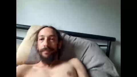 Snapshot of throbster513 chatting on 24, 4, 2026 throbster513 online show from 24, 4, 2026