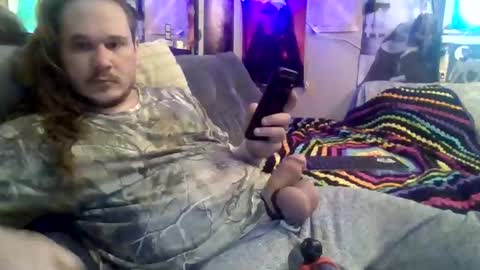 thunder8u42 online show from 19, 4, 2026