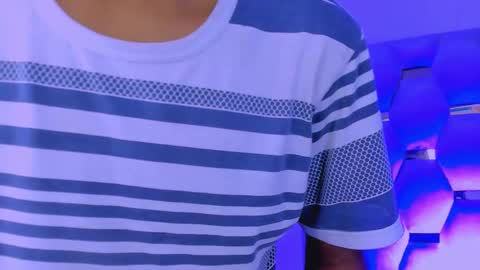 tiago_xxx_ online show from 23, 10, 2025