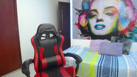 tiana_breeze online show from 2, 10, 2025