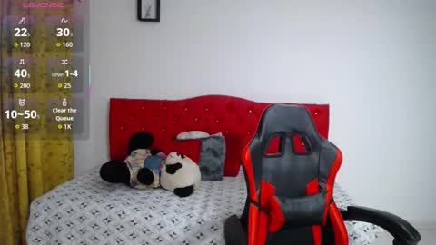 tiana_breeze online show from 2, 11, 2025