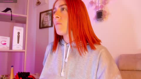 Snapshot of tiarha_ chatting on 16, 1, 2025 Tiarha online show from 16, 1, 2025