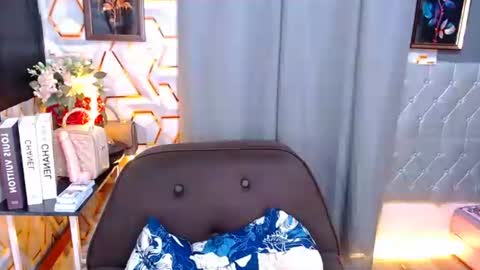 Snapshot of tiarrafoxs chatting on 30, 5, 2026 tiarrafoxs online show from 30, 5, 2026