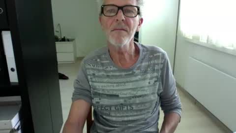 tiburzio online show from 10, 9, 2025