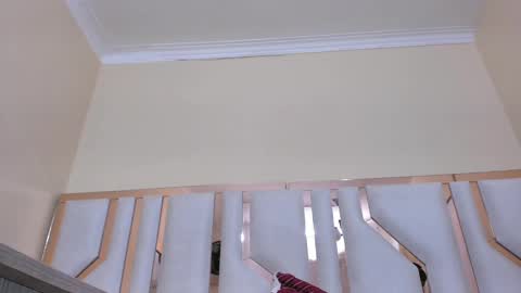    online show from 15, 12, 2024