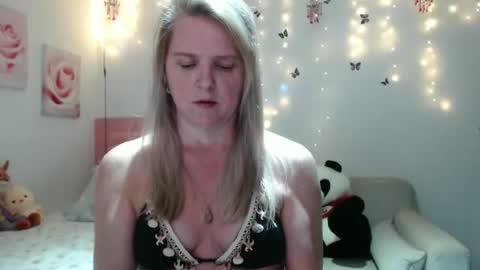 Snapshot of tifanycoopers chatting on 21, 3, 2026 Tifany online show from 21, 3, 2026