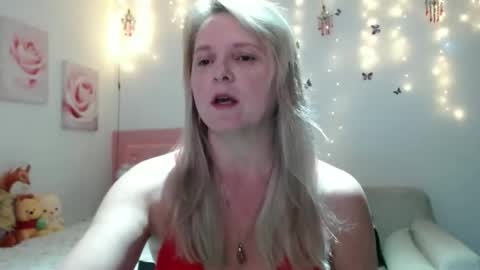 Snapshot of tifanycoopers chatting on 24, 3, 2026 Tifany online show from 24, 3, 2026