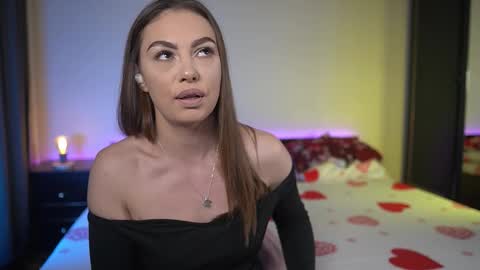 Tiffany online show from 20, 11, 2025