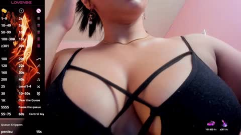 Snapshot of tiffani__love chatting on 16, 12, 2024 Tiffany online show from 16, 12, 2024