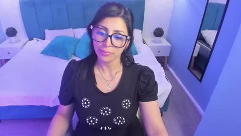 Snapshot of tiffani__love chatting on 13, 2, 2025 Tiffany online show from 13, 2, 2025