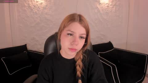 Tiffanny Sins online show from 14, 4, 2026