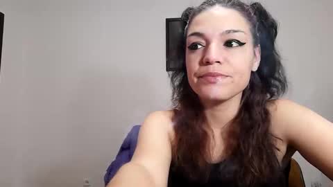 Tiffany online show from 26, 2, 2025