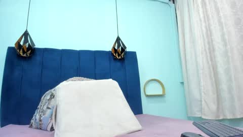 tiffany  online show from 30, 11, 2025