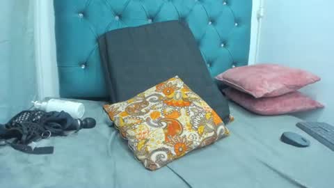 Snapshot of tiffany_hot19_ chatting on 22, 6, 2026 tiffany online show from 22, 6, 2026