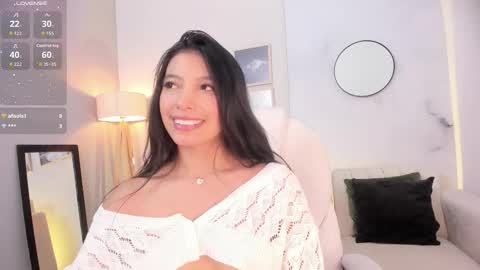 tiffany_low online show from 8, 11, 2025