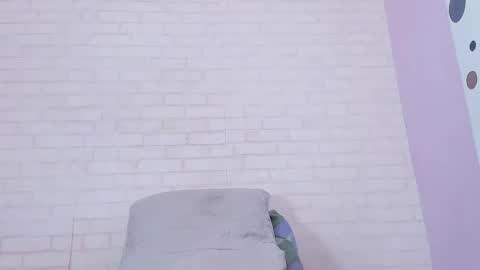 tiffany_mendez online show from 13, 2, 2025