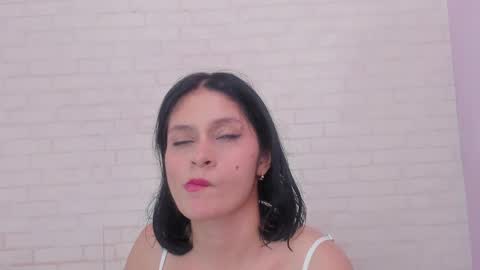 tiffany_mendez online show from 22, 2, 2025