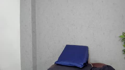 tiffany_mendez online show from 7, 2, 2026