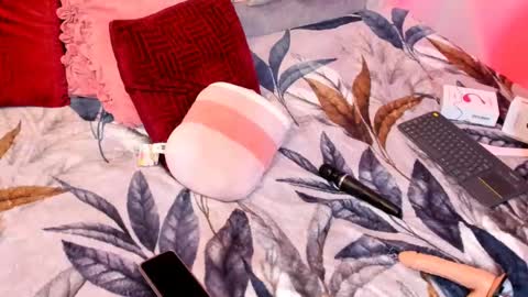 tiffany_sander online show from 10, 3, 2025