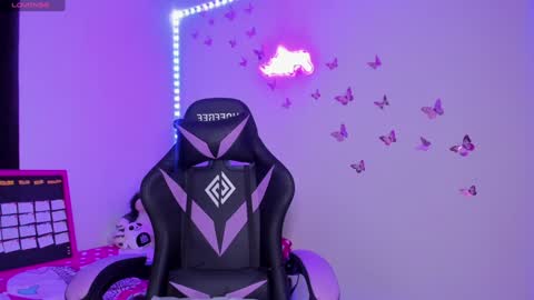 tiffany sofia online show from 5, 12, 2024