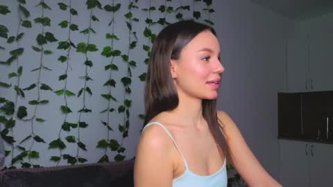 Tiffany online show from 6, 4, 2026