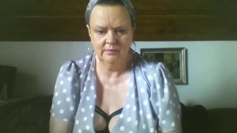 TiffanyMature online show from 13, 9, 2025