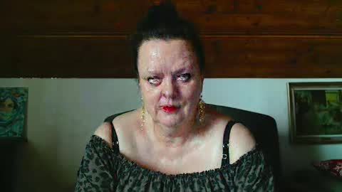 TiffanyMature online show from 6, 2, 2026