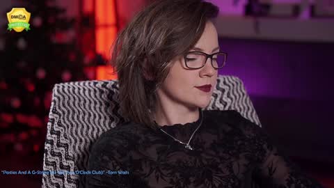 tiffanyriox online show from 5, 12, 2024