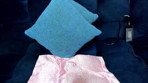 Tiffany online show from 3, 12, 2025