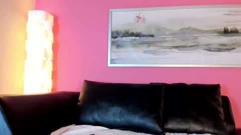 Stefany Suarez online show from 31, 1, 2026