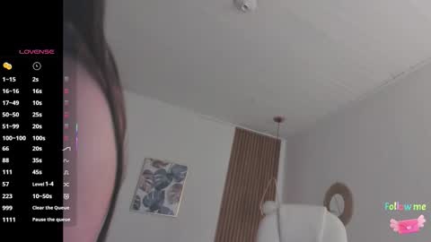 Tiffany online show from 13, 11, 2025