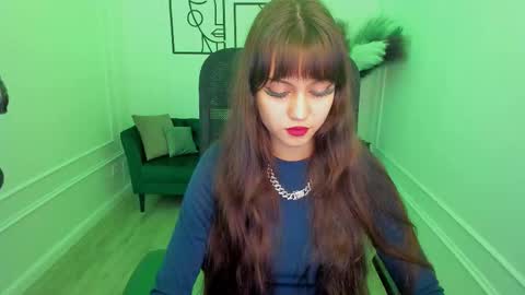 tiffanyyoun online show from 7, 11, 2025