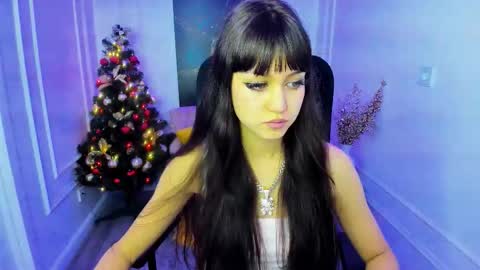 tiffanyyoun online show from 21, 12, 2025