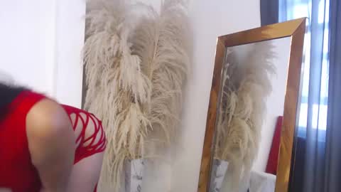 Nia Rossy online show from 3, 3, 2025