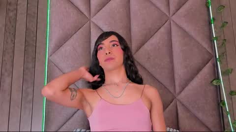 Tiffany  online show from 17, 11, 2025