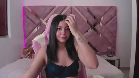 Snapshot of tigerbaby_ chatting on 4, 7, 2026 Ana online show from 4, 7, 2026