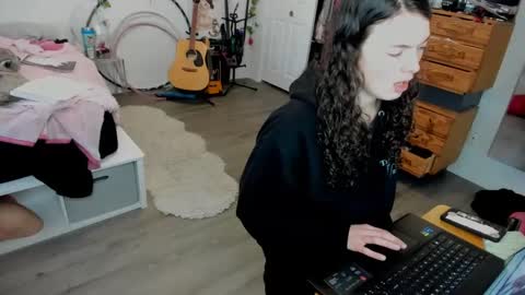 Snapshot of tiggerrosey chatting on 29, 1, 2025   All my Links online show from 29, 1, 2025