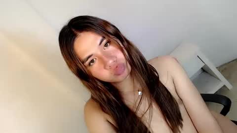 Snapshot of tight_bonita chatting on 26, 12, 2024 tight_bonita online show from 26, 12, 2024