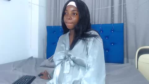 Snapshot of tight_ebony chatting on 5, 2, 2025 Ashley online show from 5, 2, 2025