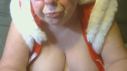 Snapshot of tight_kitty55 chatting on 8, 12, 2024 tight Kitty55 online show from 8, 12, 2024