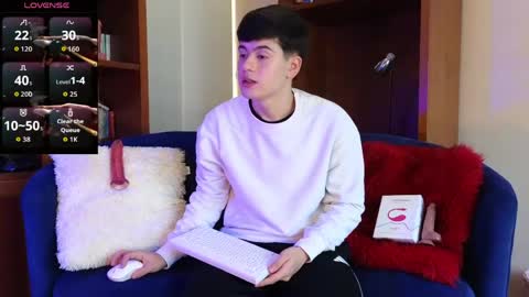 Snapshot of tightncuteass chatting on 29, 4, 2026 Camilo online show from 29, 4, 2026
