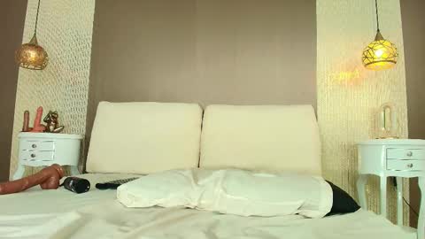 T I F F A N Y online show from 26, 2, 2026