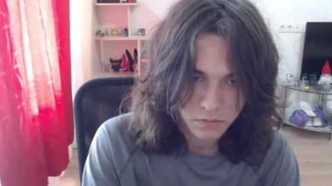 Snapshot of tiiiiiiiiiim chatting on 29, 6, 2026 Tim online show from 29, 6, 2026