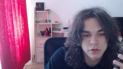 Snapshot of tiiiiiiiiiim chatting on 30, 6, 2026 Tim online show from 30, 6, 2026