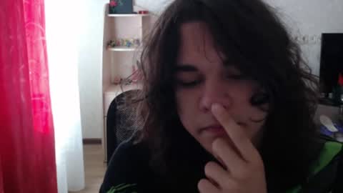 Snapshot of tiiiiiiiiiim chatting on 22, 7, 2026 Tim online show from 22, 7, 2026