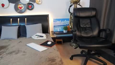 ask me online show from 23, 2, 2025