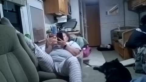 Snapshot of timamanda chatting on 27, 4, 2026 Tim Amanda online show from 27, 4, 2026