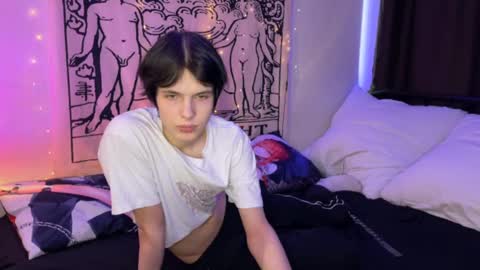 Snapshot of timi_moon chatting on 19, 2, 2025 timi_moon online show from 19, 2, 2025