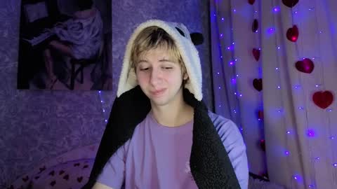 Timothy Fox online show from 11, 4, 2026