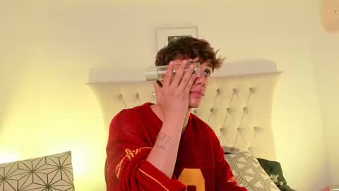 Timothy 21 years old online show from 25, 11, 2025